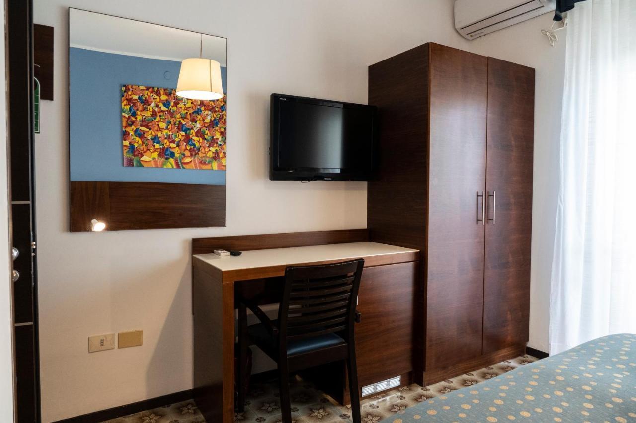 Hotel Mare Blu فرانكافيلا أل ماري المظهر الخارجي الصورة